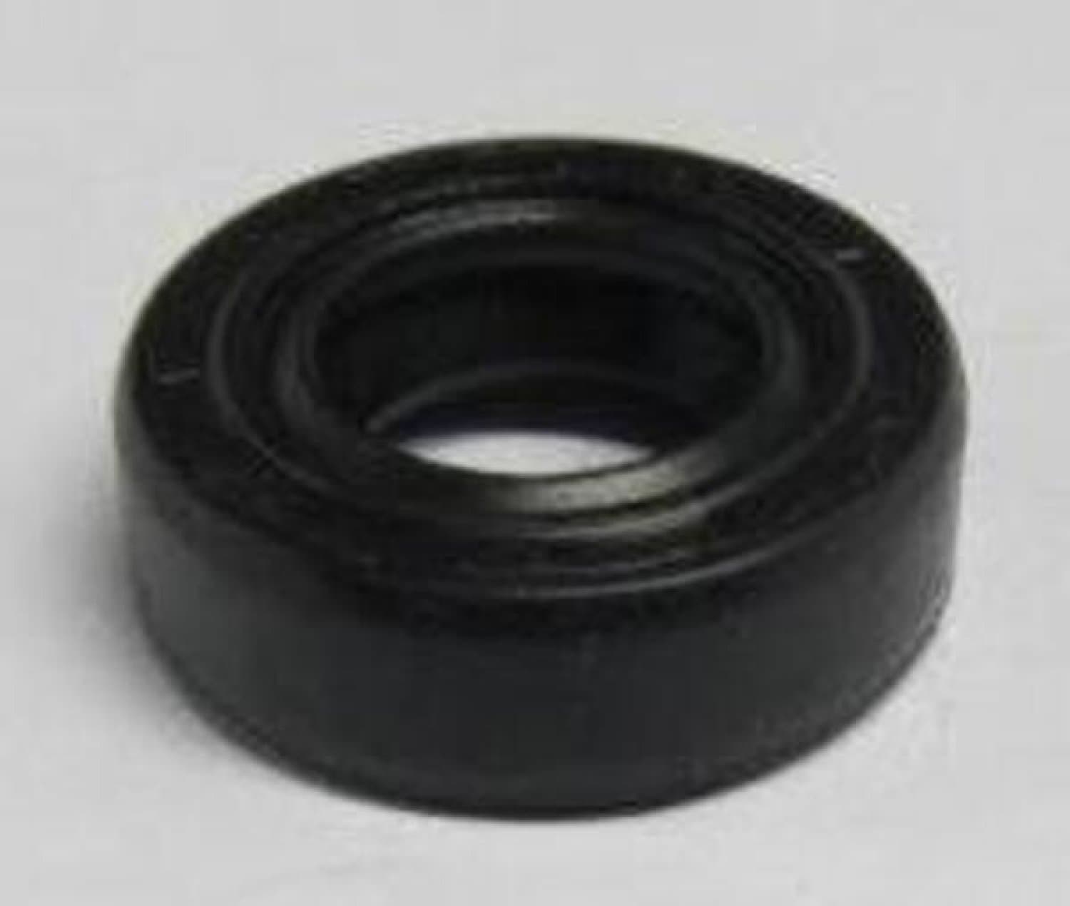Сальник коленвала T233/GC243/AG243/HT625R 12×22×7